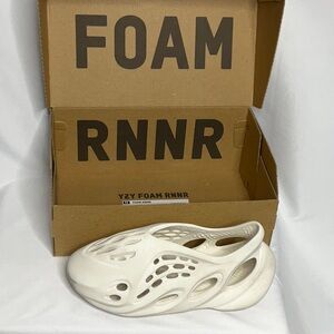 YZY FOAM RNNR Ararat Originals Off White US 7 EU 40.5 UK 7